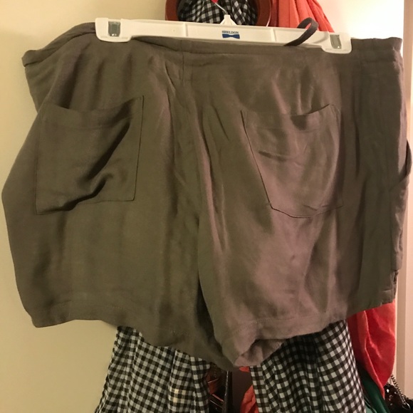 BCNG COMFY SHORTS - Picture 2 of 4